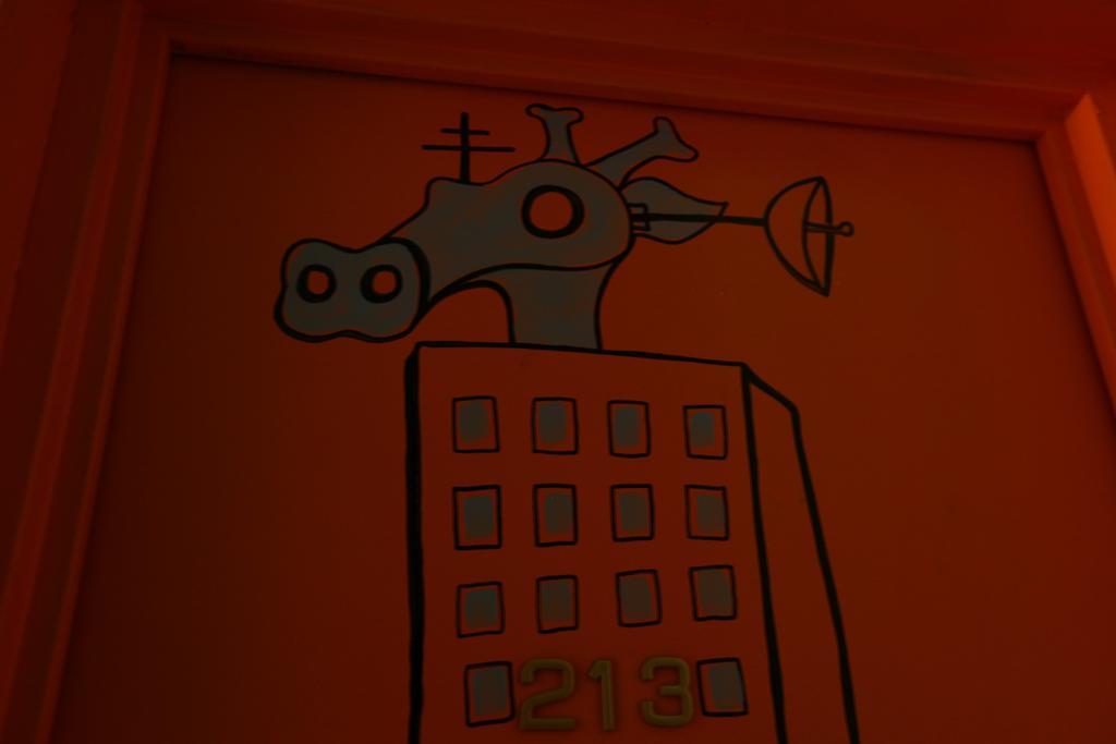 Hostel Woodstock Montmartre By Hiphophostels Parijs